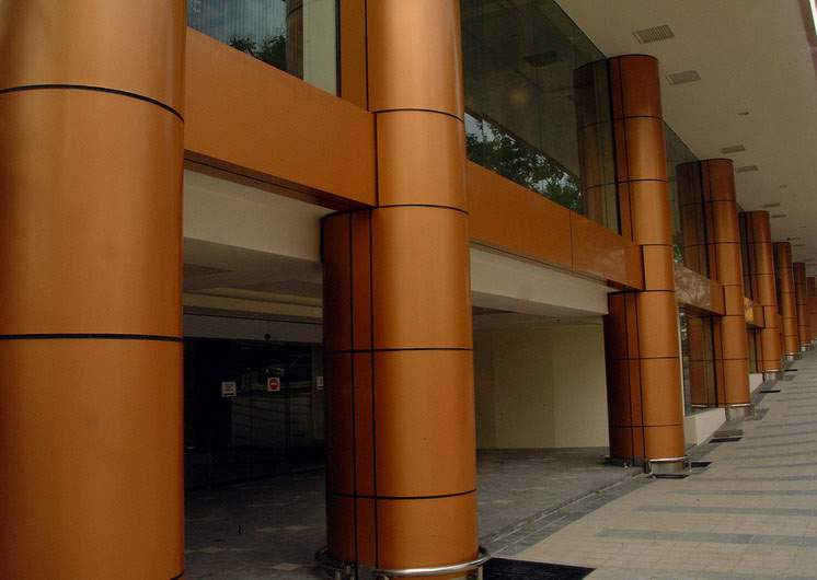 Фасадная система для облицовки колонн