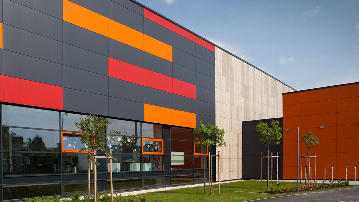 Облицовка фасада композитом