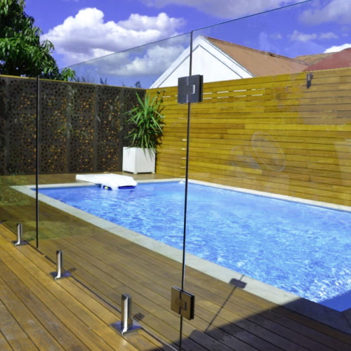 Ограждения для бассейнов. facade.ru