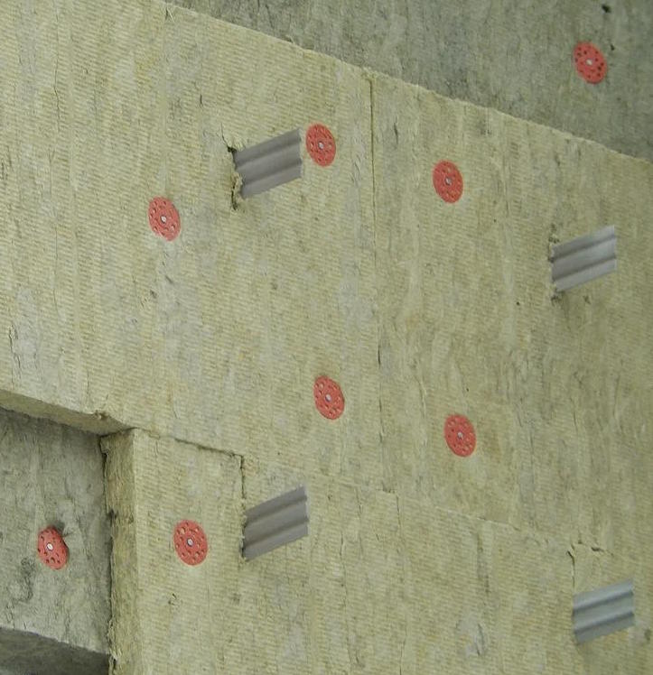 Утеплитель и мембрана