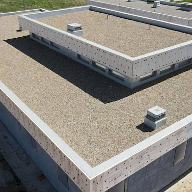 Монтаж балластной кровли: защита или лишняя трата денег?